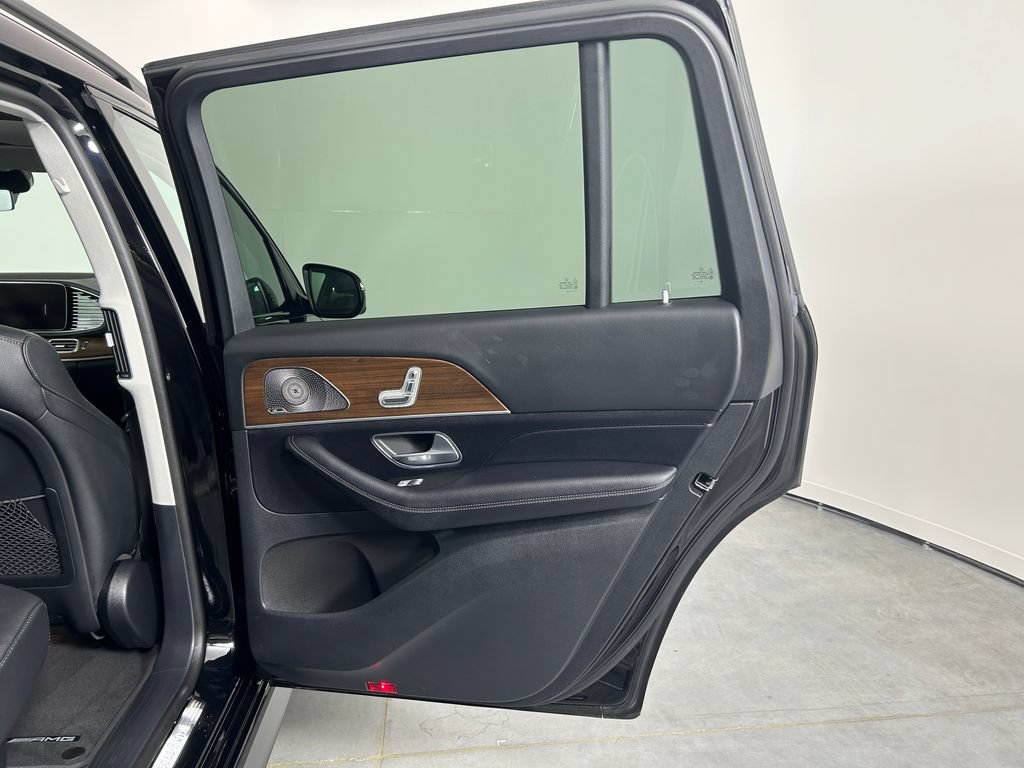 Used 2024 Mercedes-Benz GLS 450 4MATIC image 20