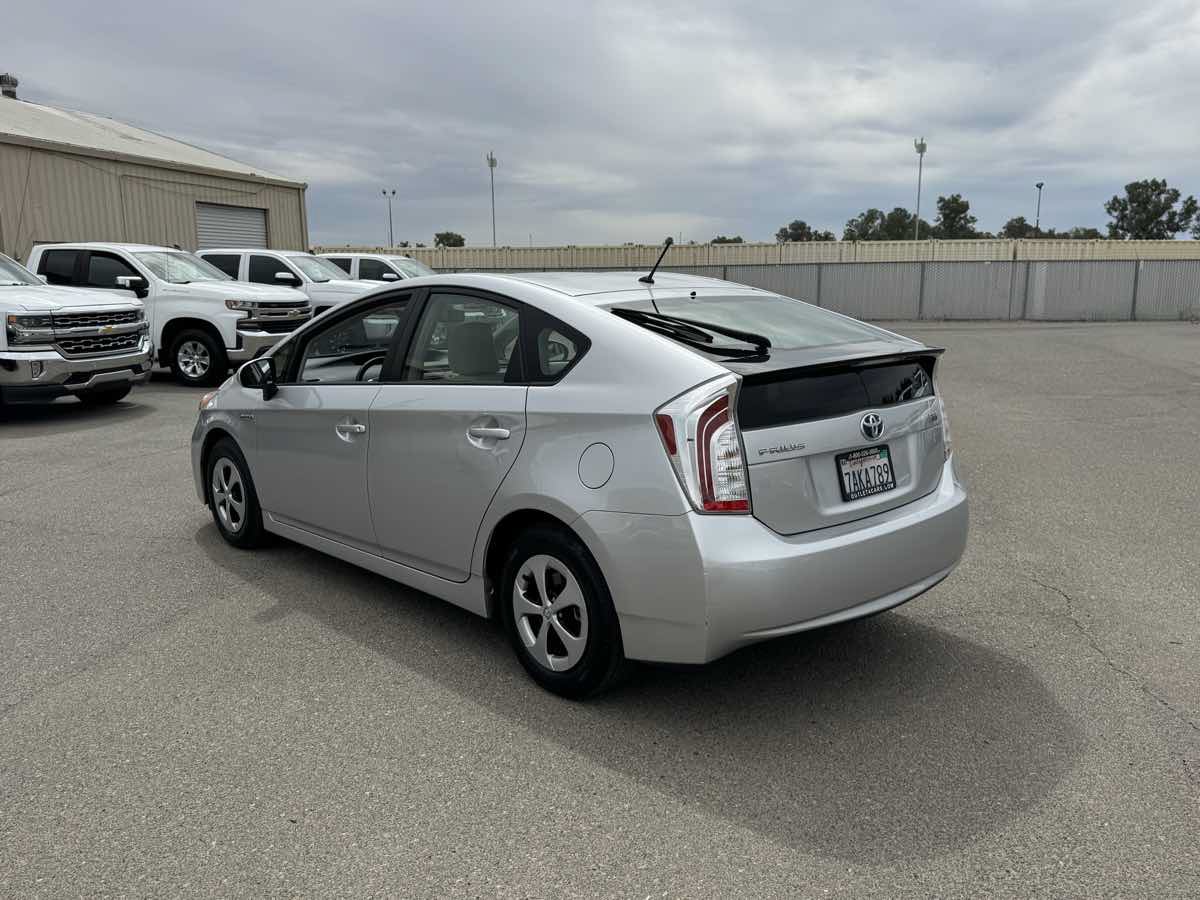 Used 2013 Toyota Prius Two FWD image 7