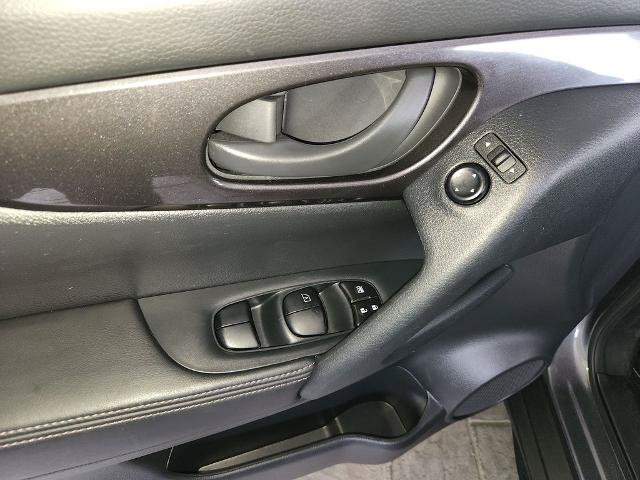 Certified 2020 Nissan Rogue S FWD image 29