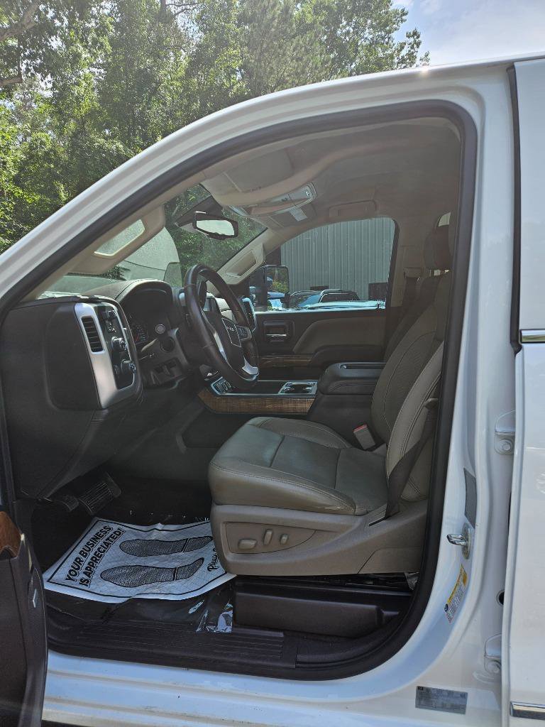 Used 2017 GMC Sierra 3500 SLT w/ Duramax Plus Package AWD/4WD image 12