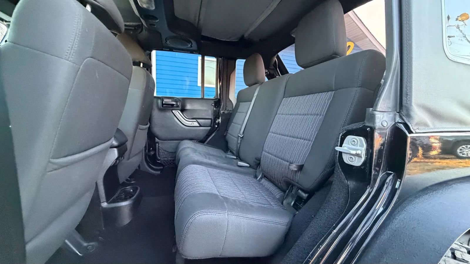 Used 2012 Jeep Wrangler Unlimited Sport image 12