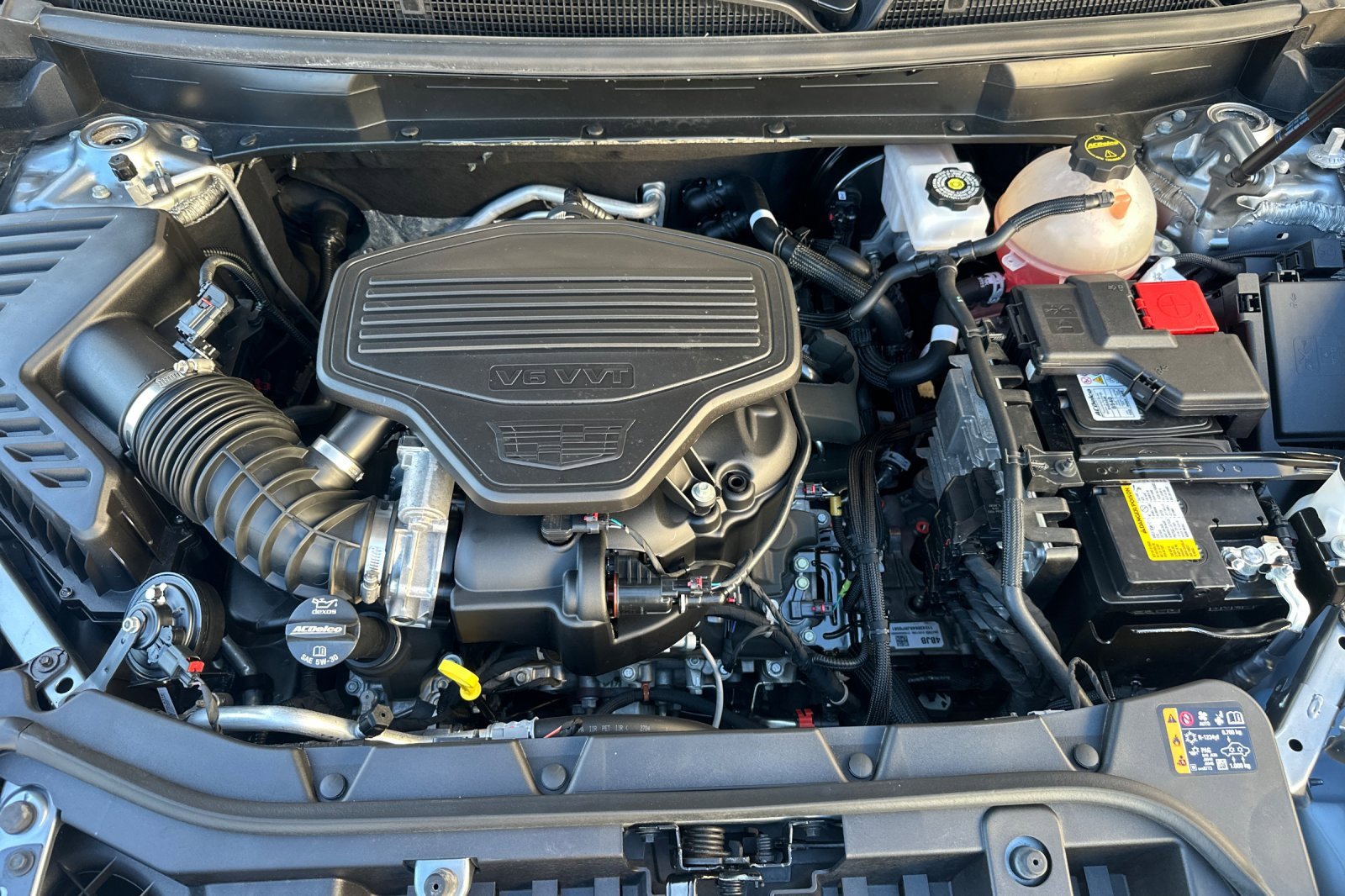 Used 2025 Cadillac XT5 Premium Luxury image 25