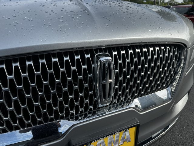 Certified 2023 Lincoln Aviator AWD w/ Premium Package image 10