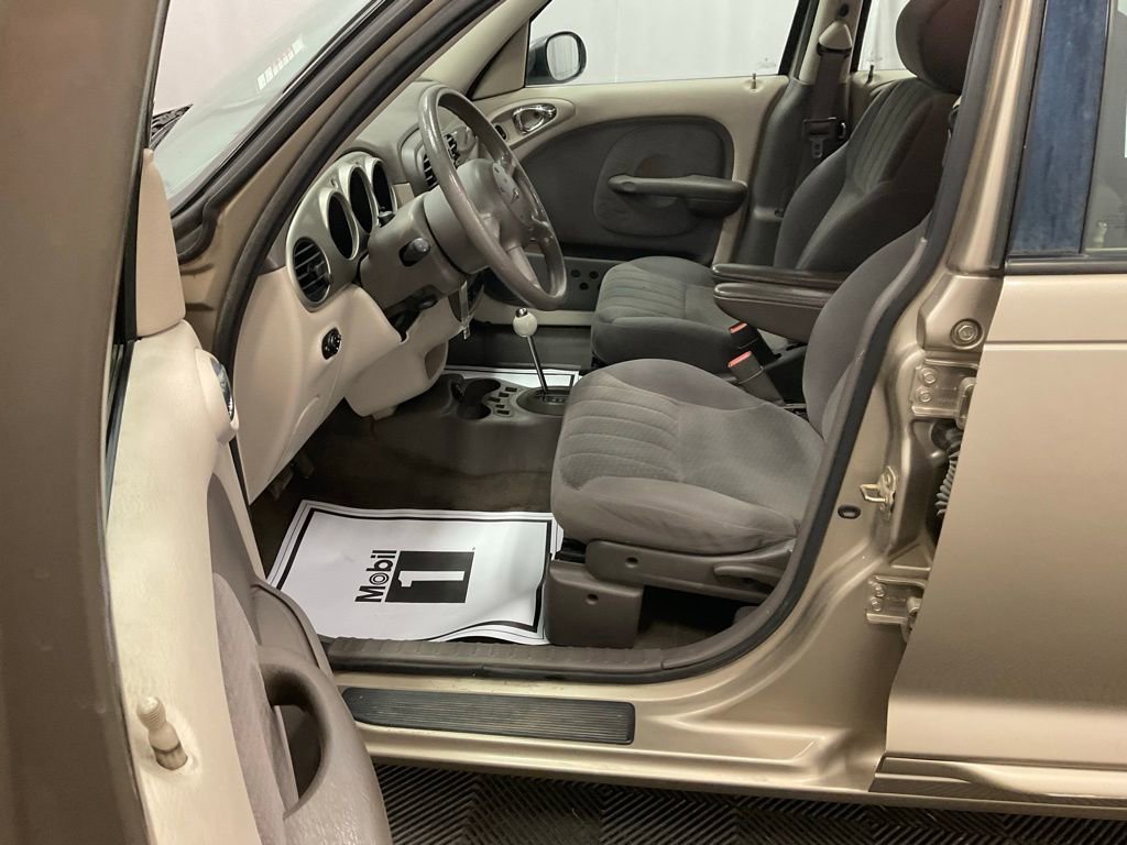 Used 2003 Chrysler PT Cruiser image 4