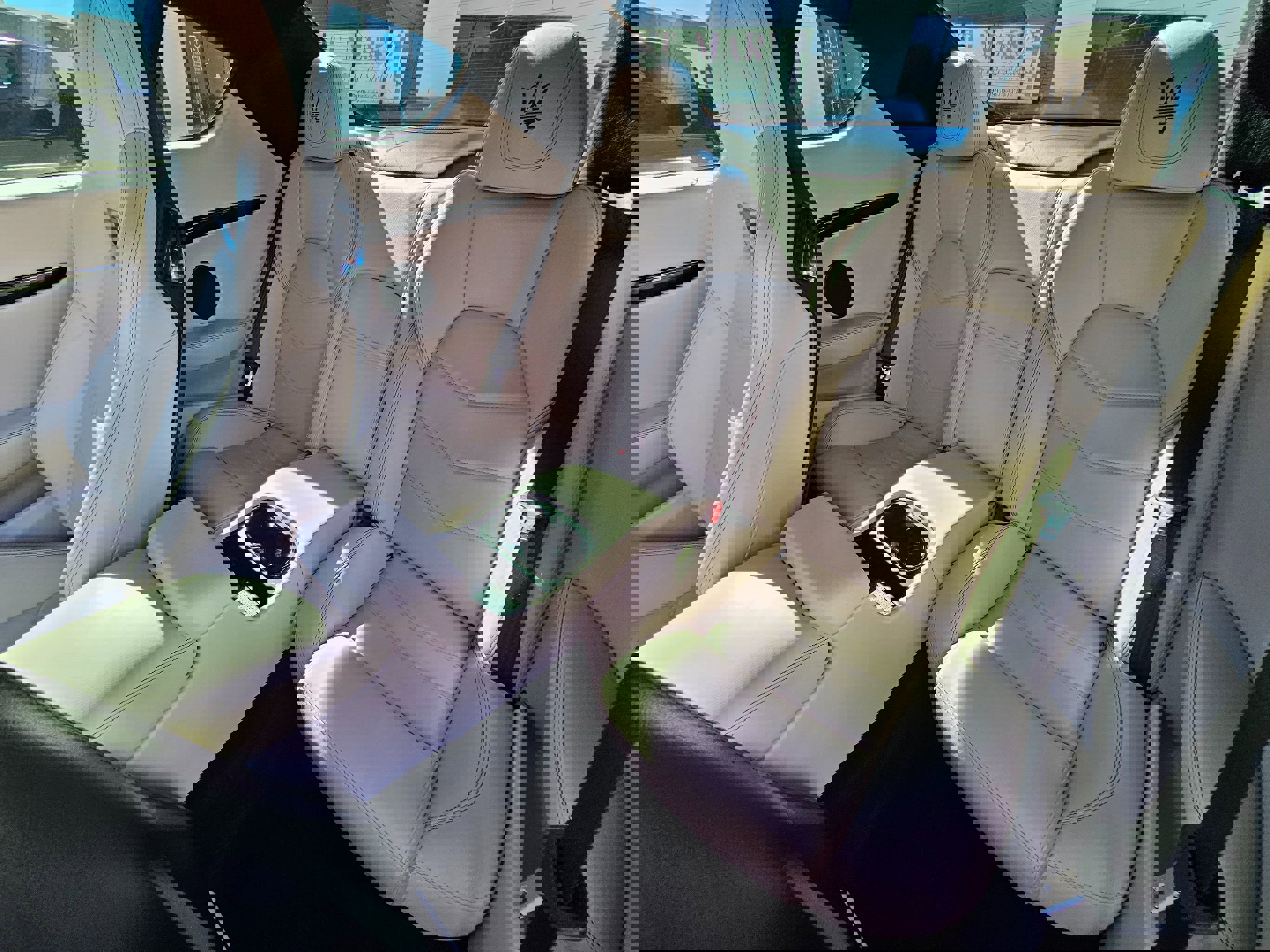 Used 2018 Maserati GranTurismo Sport image 19