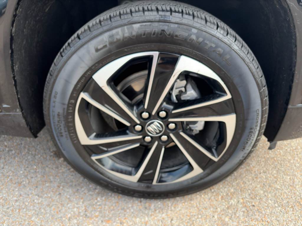 Used 2025 Buick Enclave Sport Touring FWD image 33