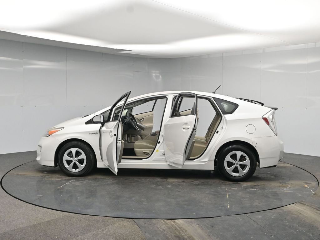 Used 2014 Toyota Prius Two image 41