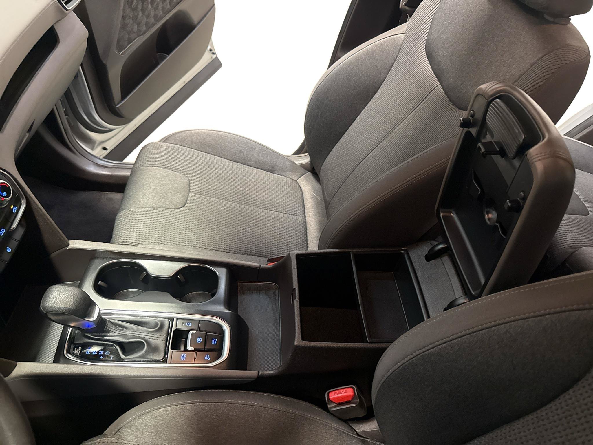 Used 2020 Hyundai Santa Fe SEL AWD/4WD image 14
