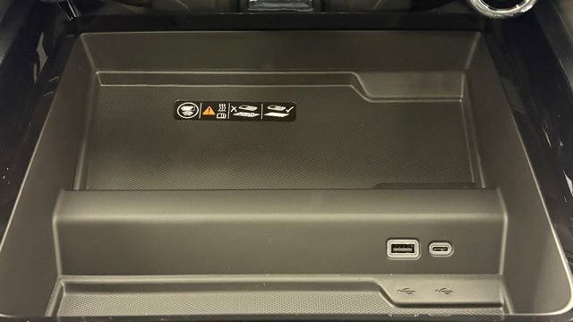 New 2026 Chevrolet Suburban High Country image 45