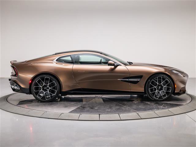 New 2026 Aston Martin Vanquish image 12