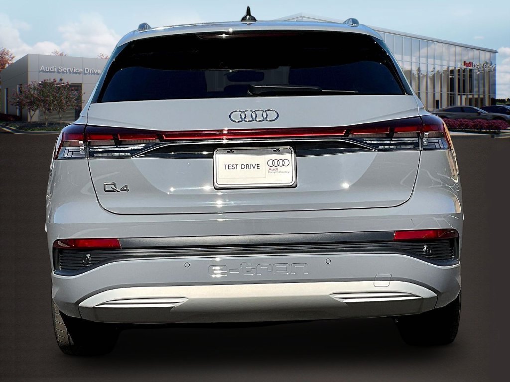 Used 2023 Audi Q4 e-tron Premium Plus RWD image 6