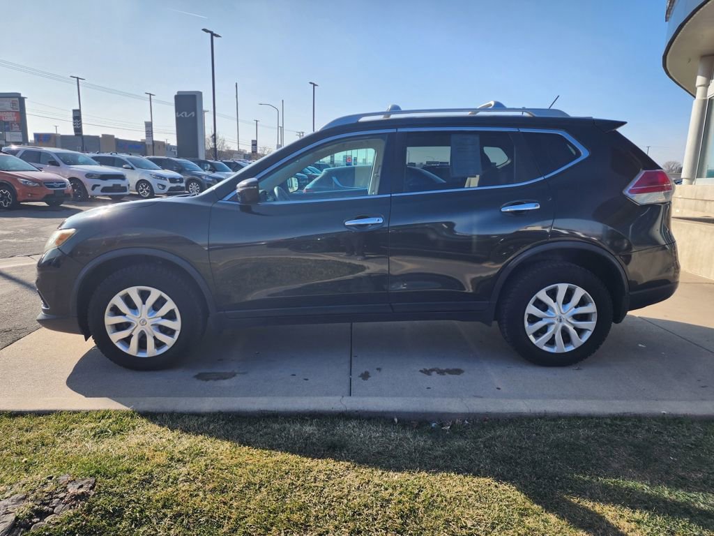 Used 2016 Nissan Rogue S w/ Appearance Package image 8