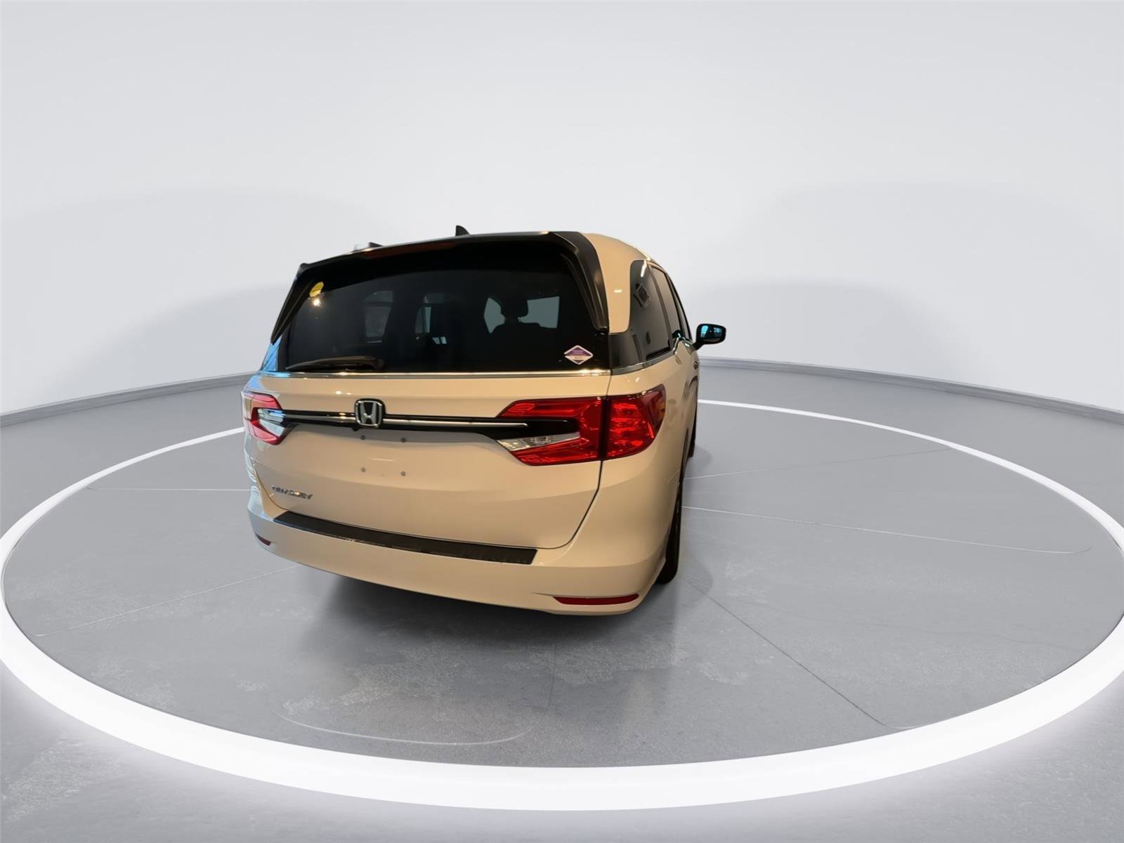 Used 2024 Honda Odyssey EX-L image 6