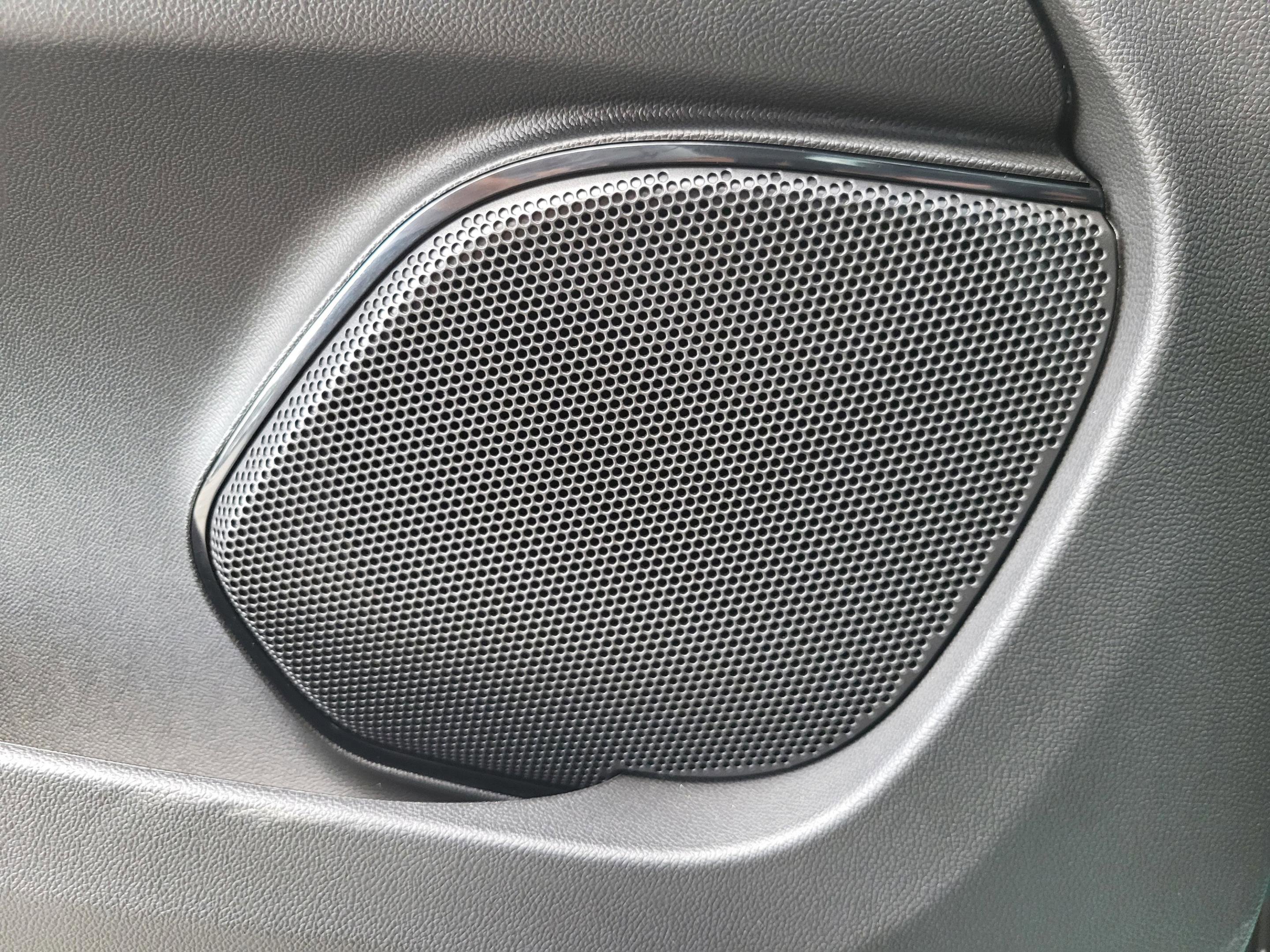 New 2025 Alfa Romeo Stelvio Sprint image 74