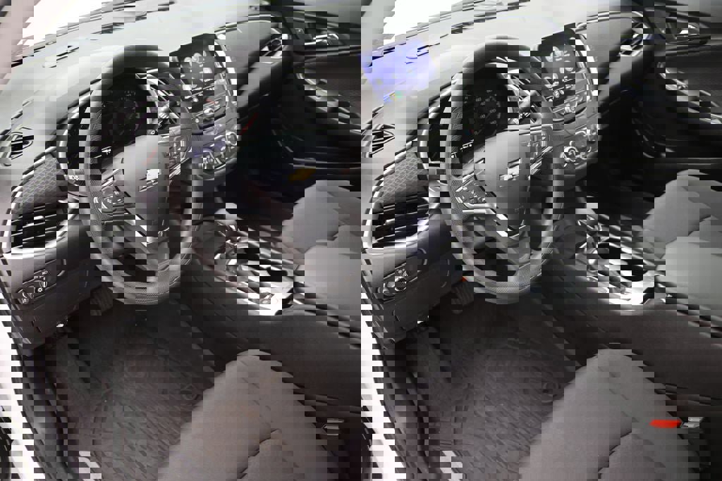 Used 2023 Chevrolet Malibu LS image 14