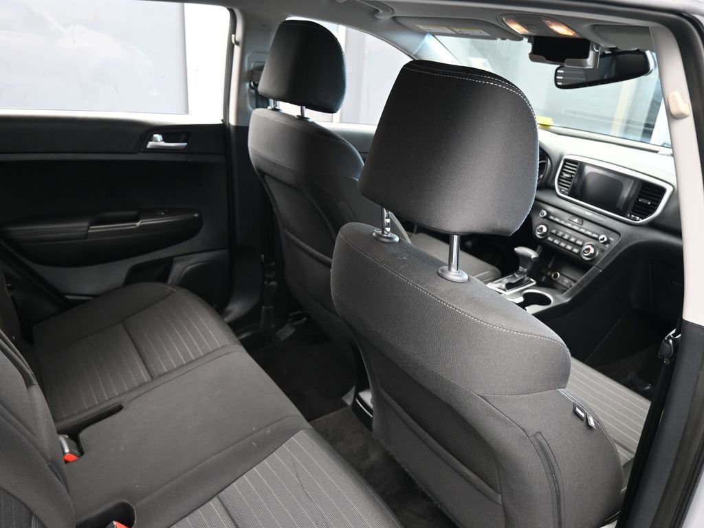 Used 2020 Kia Sportage LX w/ LX Popular Package image 38