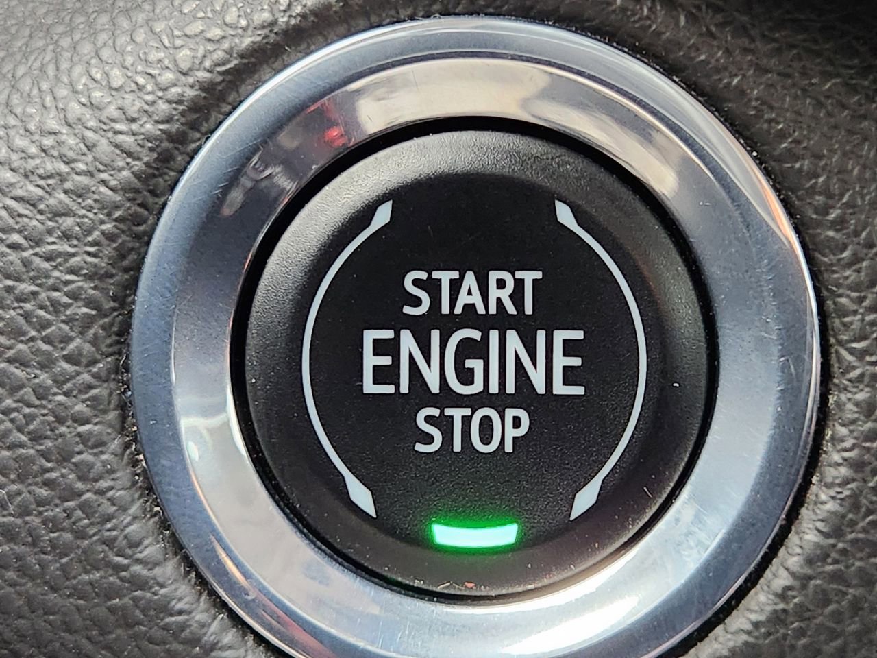 Used 2023 Buick Envision Essence w/ Sport Touring Package AWD/4WD image 20