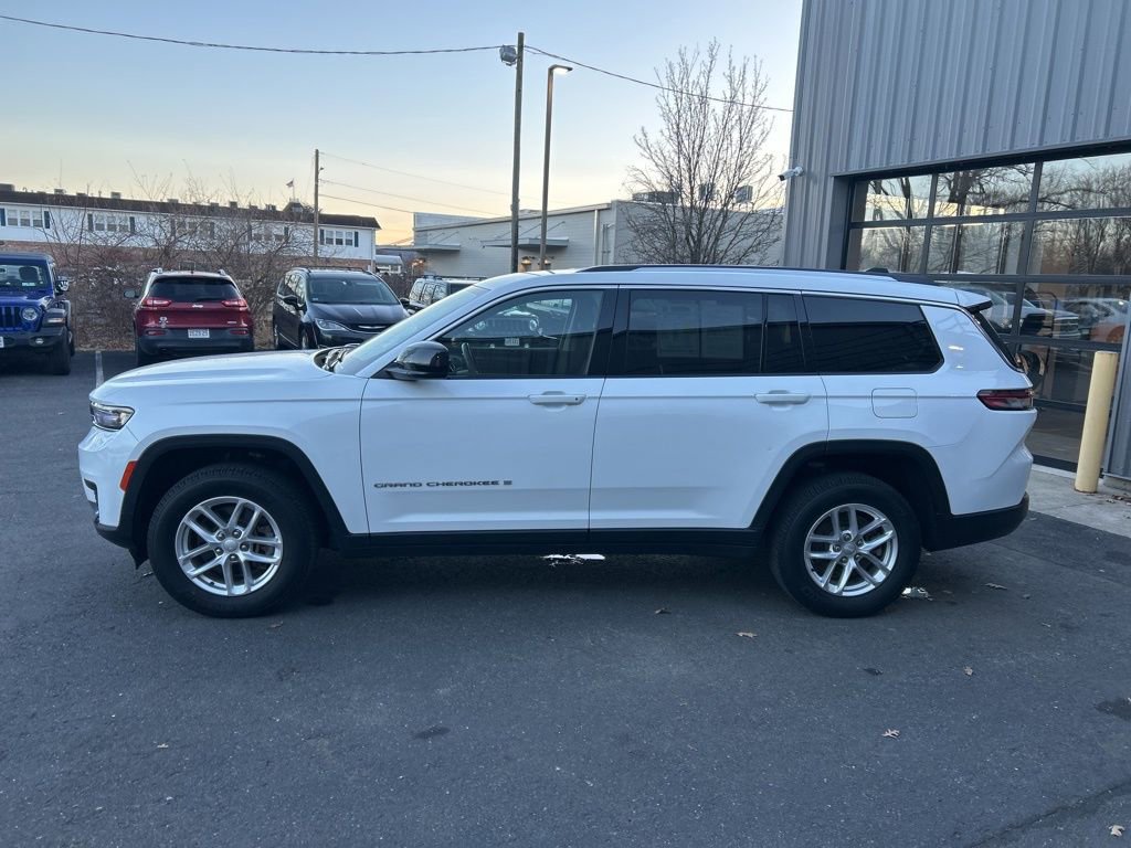Used 2022 Jeep Grand Cherokee L Laredo w/ Luxury Tech Group I image 7