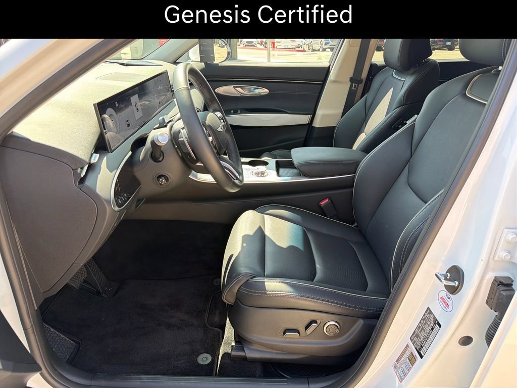 Certified 2026 Genesis GV70 2.5T Advanced AWD/4WD image 9