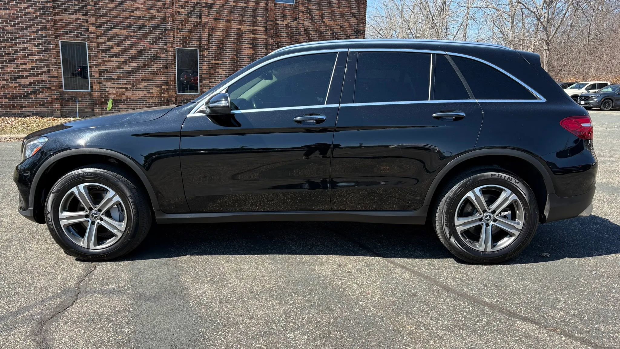 Used 2018 Mercedes-Benz GLC 300 4MATIC image 5