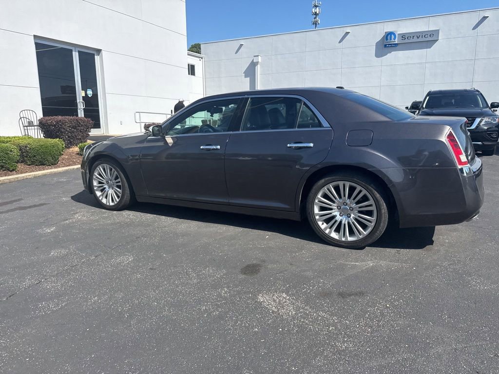 Used 2014 Chrysler 300 C image 11