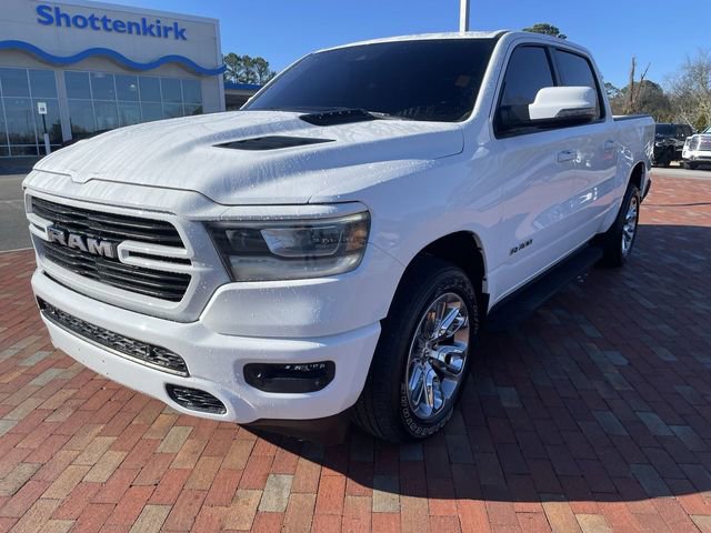 Used 2023 RAM 1500 Laramie AWD/4WD image 1