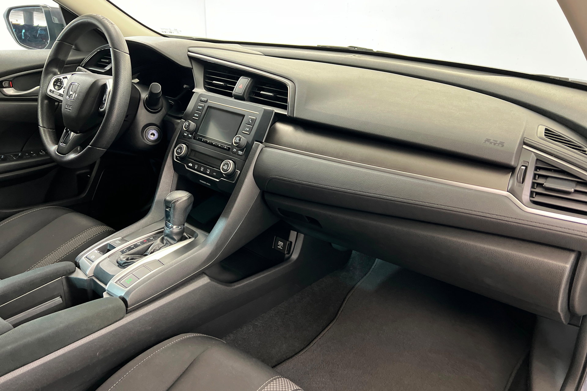 Used 2019 Honda Civic LX image 23