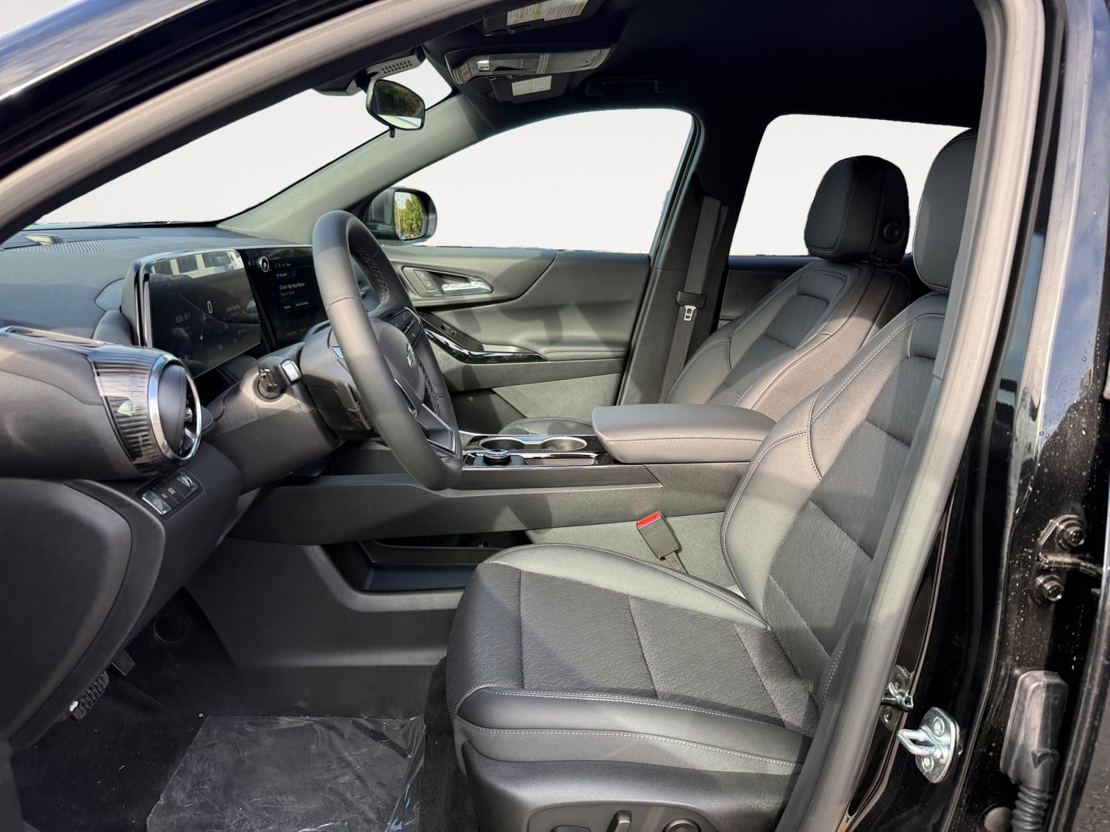 New 2026 Chevrolet Equinox LT w/ Convenience Package II image 10