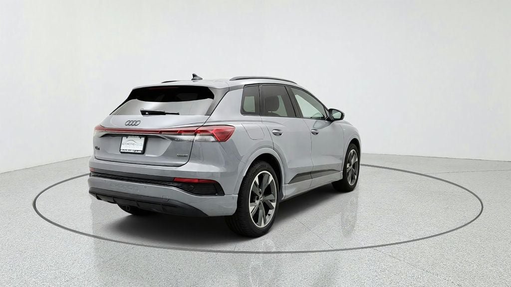 Used 2024 Audi Q4 e-tron Premium Plus w/ Premium Plus AWD/4WD image 5