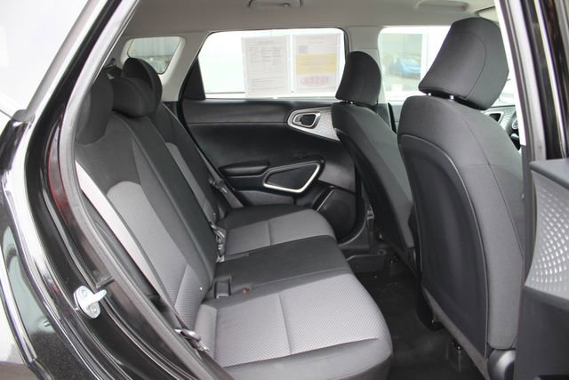 Used 2021 Kia Soul LX image 26