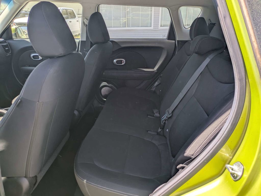 Used 2015 Kia Soul image 14