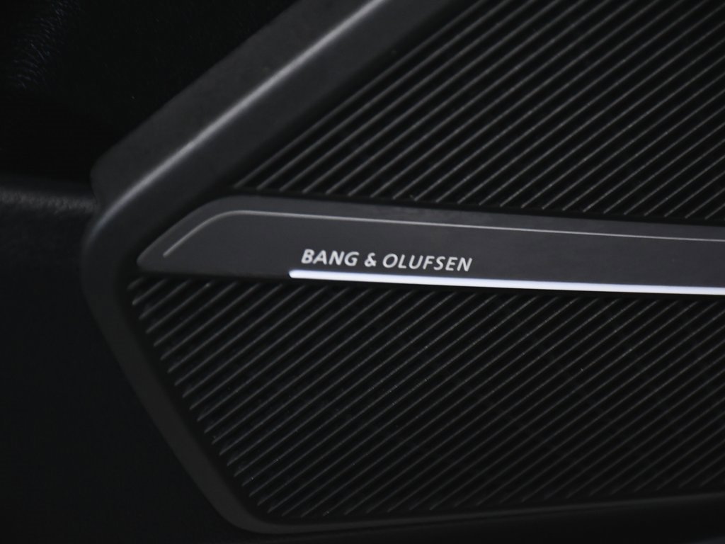 Used 2023 Audi SQ5 Premium Plus w/ Premium Plus Package image 11