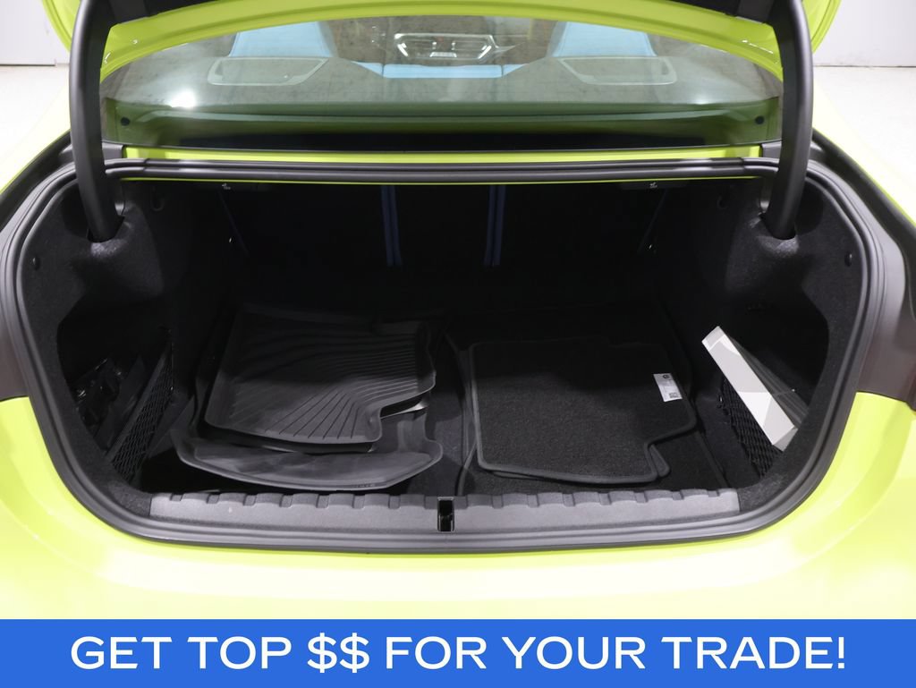 Used 2022 BMW M4 Competition w/ M Carbon Exterior Package RWD image 5