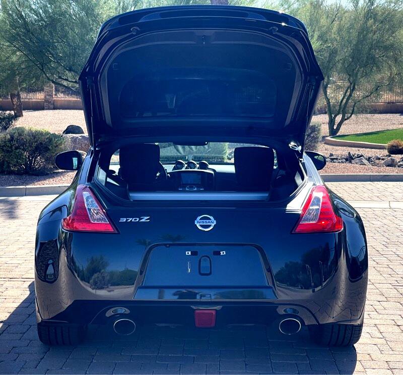 Used 2016 Nissan 370Z Coupe image 9