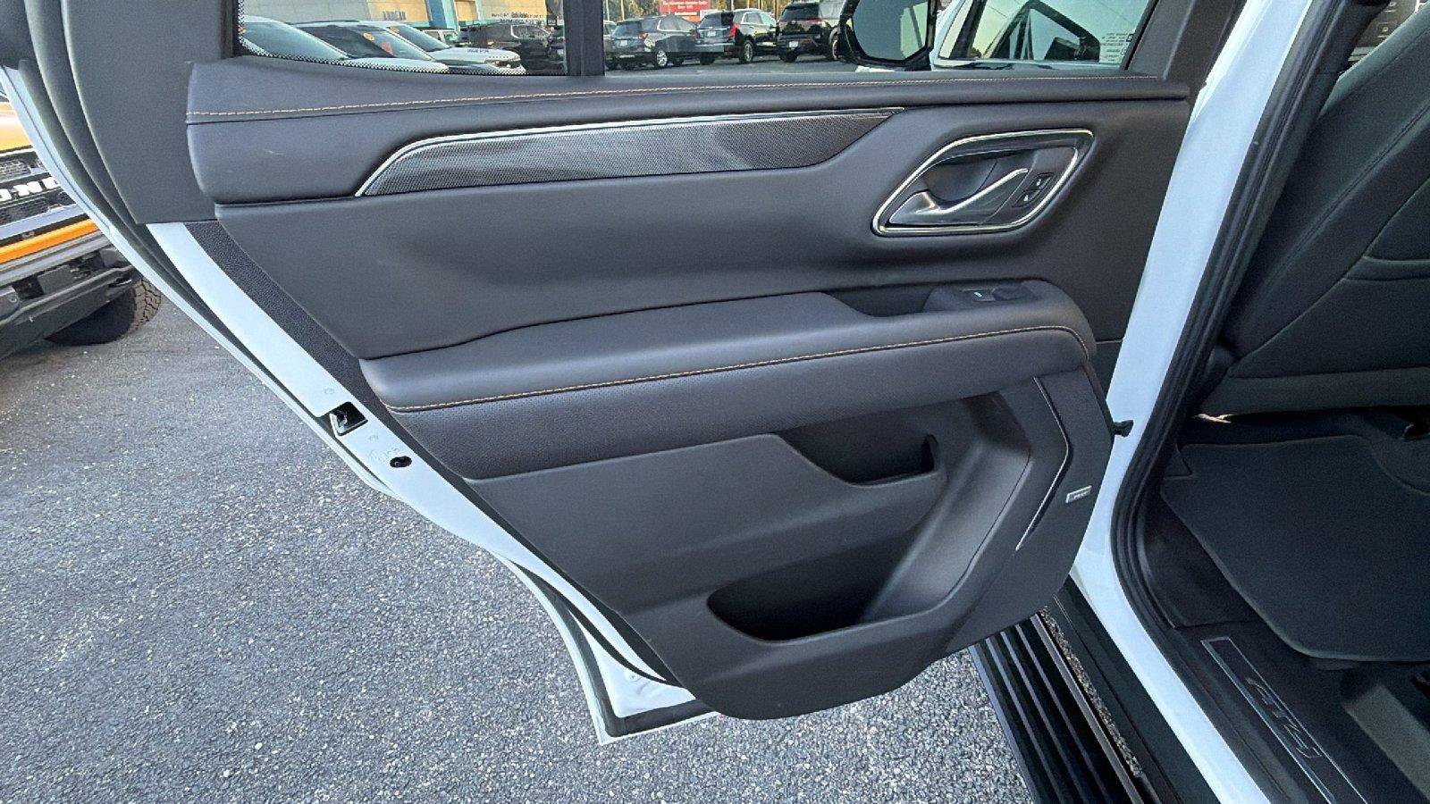 Used 2023 GMC Yukon AT4 w/ AT4 Premium Plus Package AWD/4WD image 24