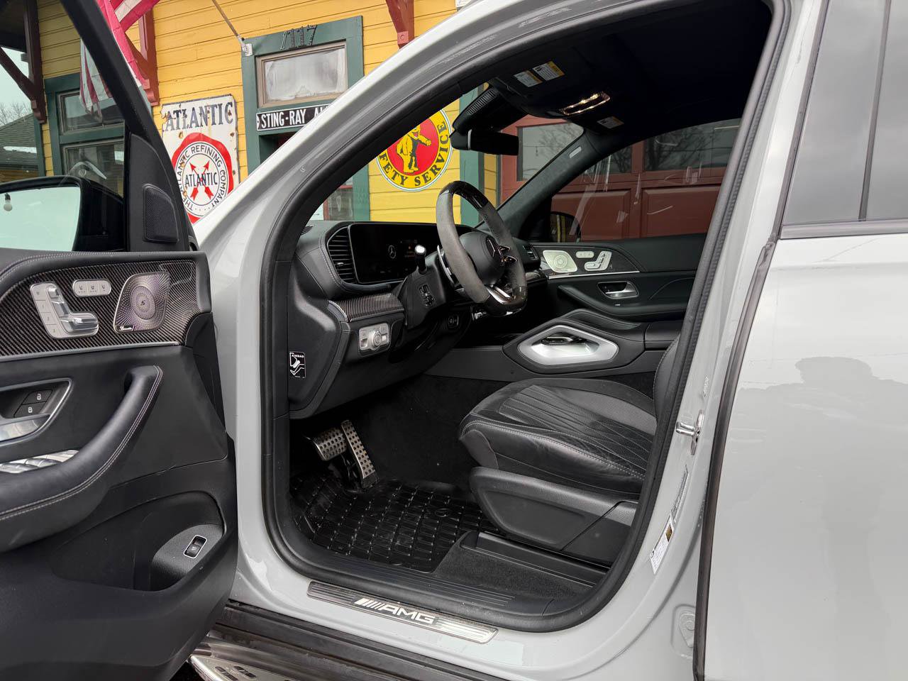 Used 2024 Mercedes-Benz GLS 63 AMG 4MATIC image 12