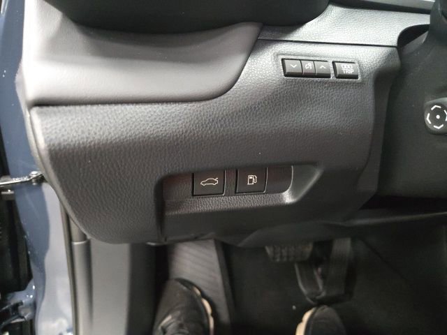 New 2026 Toyota Crown Platinum image 30