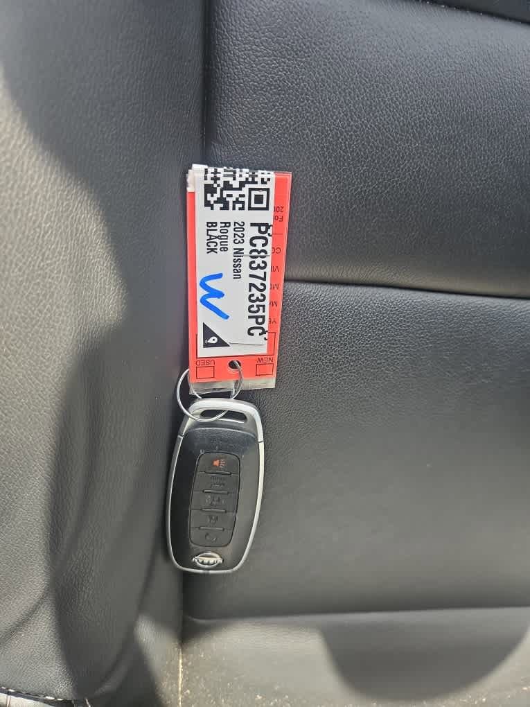 Used 2023 Nissan Rogue SL FWD image 20