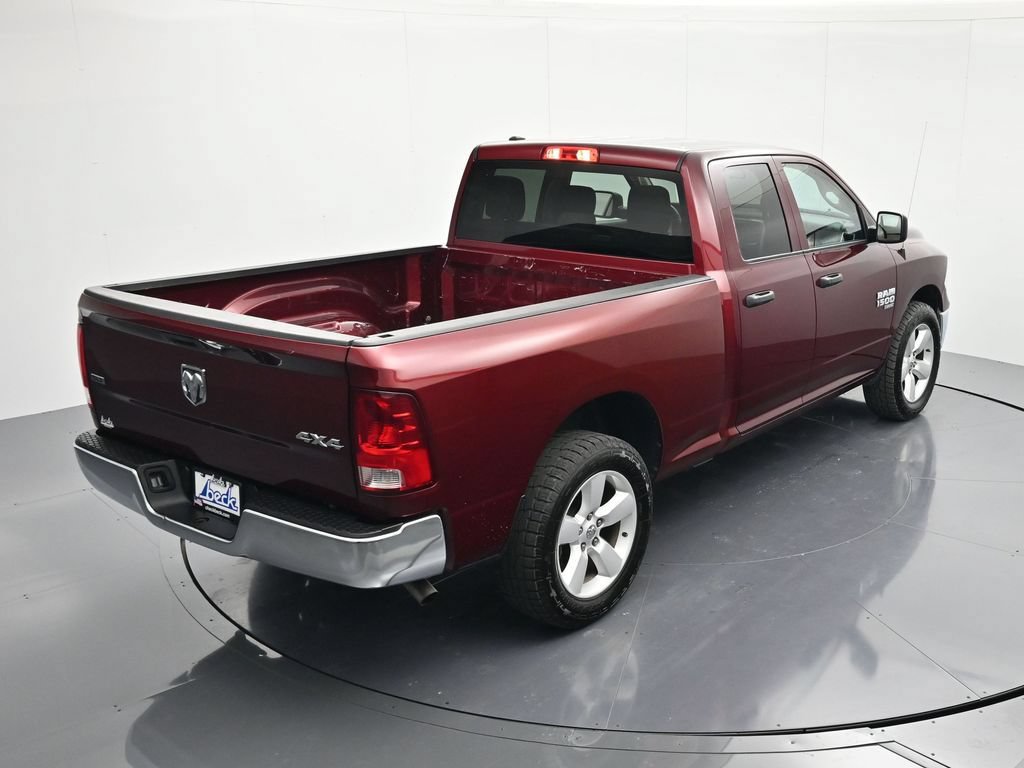 Used 2024 RAM 1500 Classic SLT AWD/4WD image 31