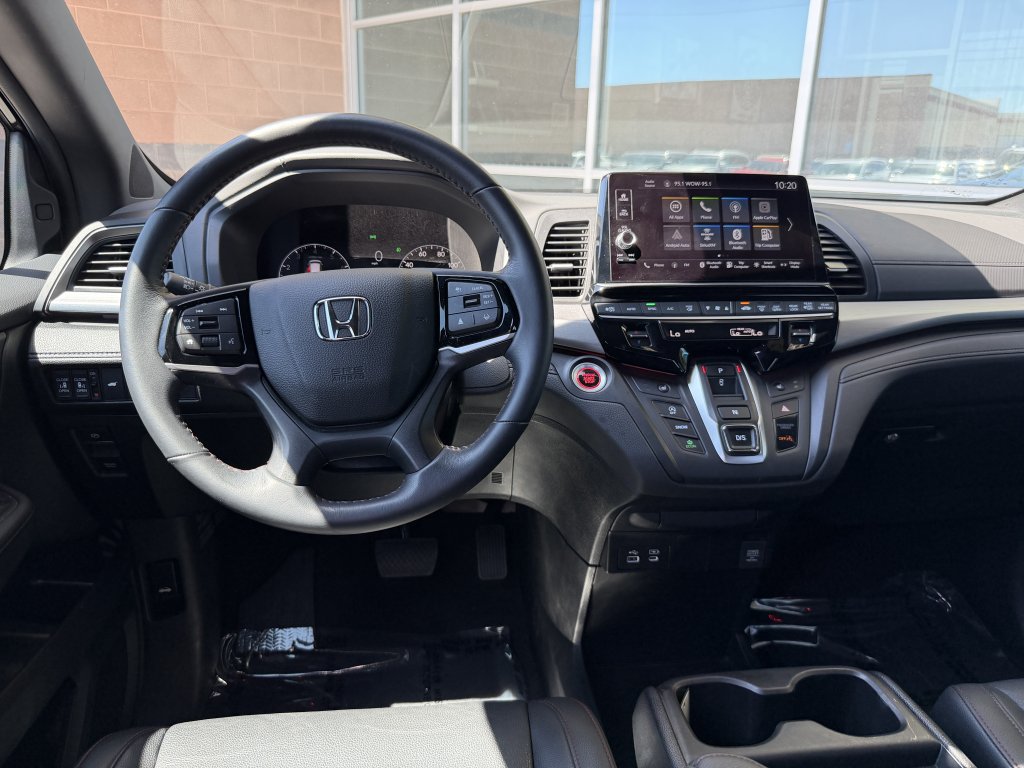 Used 2025 Honda Odyssey Sport-L image 16