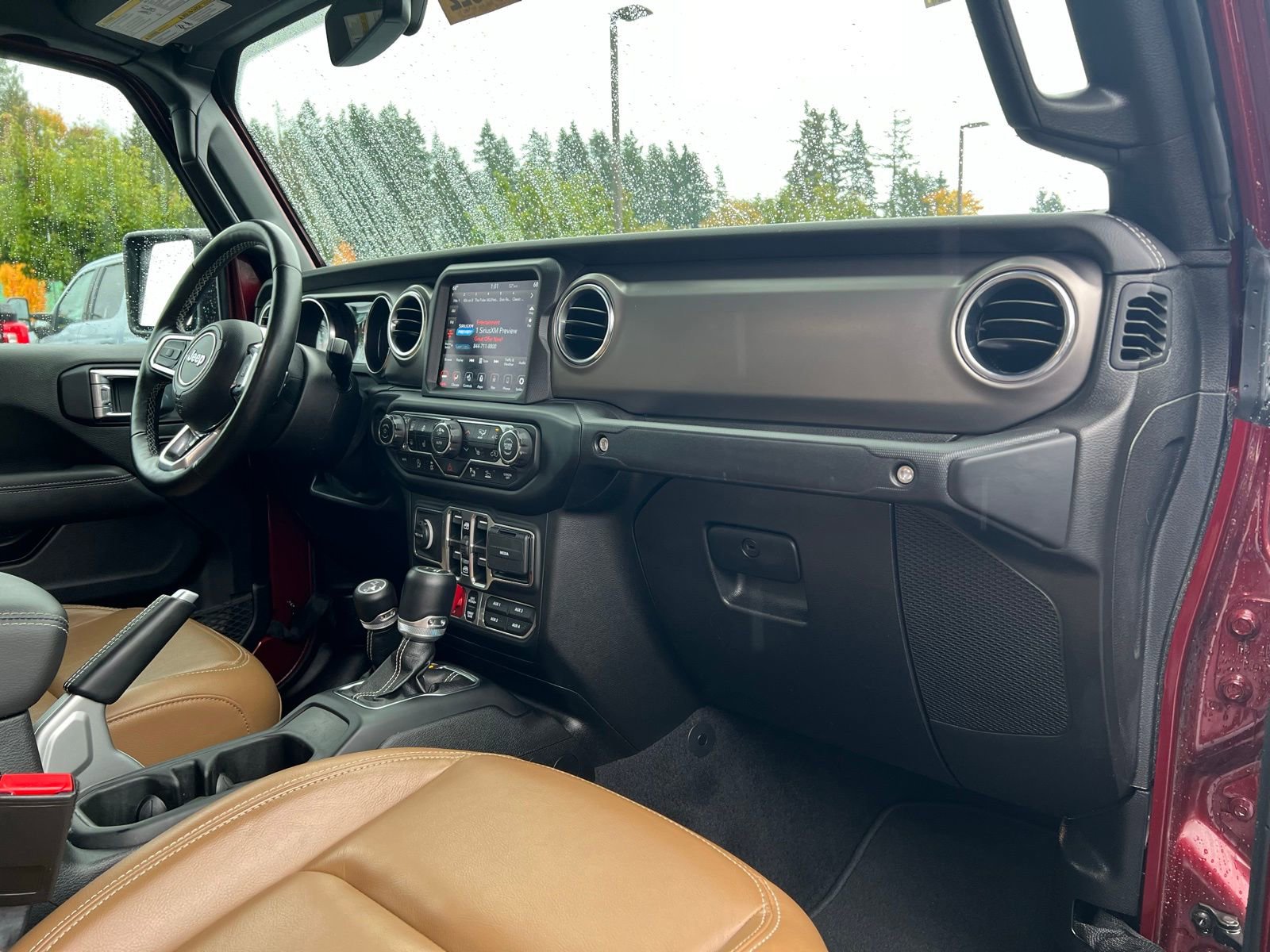 Used 2021 Jeep Gladiator Rubicon image 18