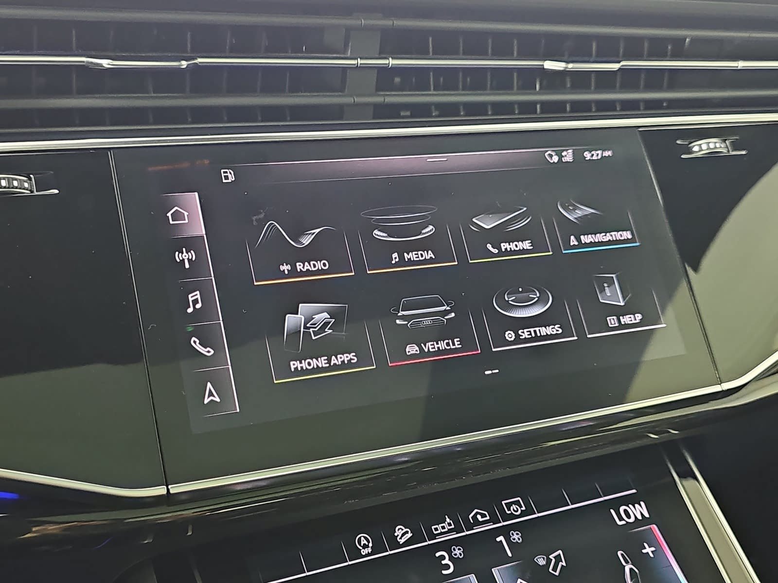 Used 2019 Audi Q8 Premium Plus AWD/4WD image 21