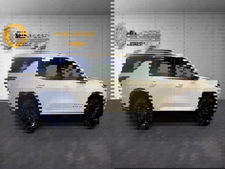 New 2026 Chevrolet Traverse RS w/ LPO, Floor Liner Package image 4