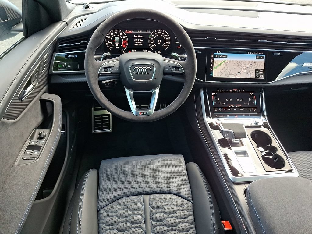 Certified 2026 Audi RS Q8 performance AWD/4WD image 4
