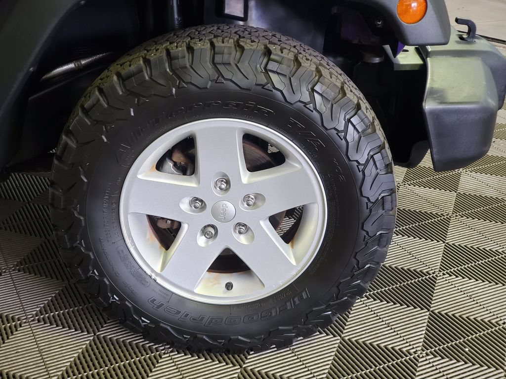 Used 2017 Jeep Wrangler Sport w/ Quick Order Package 24S AWD/4WD image 24