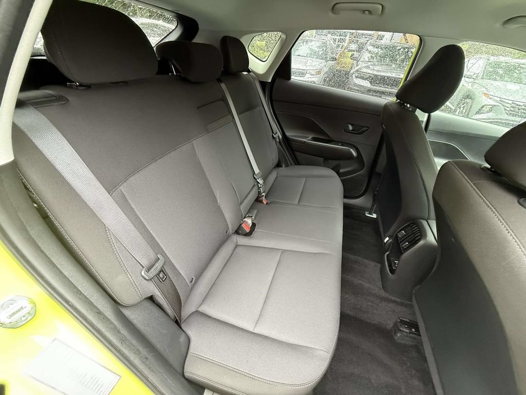 Used 2025 Hyundai Kona SEL FWD image 10