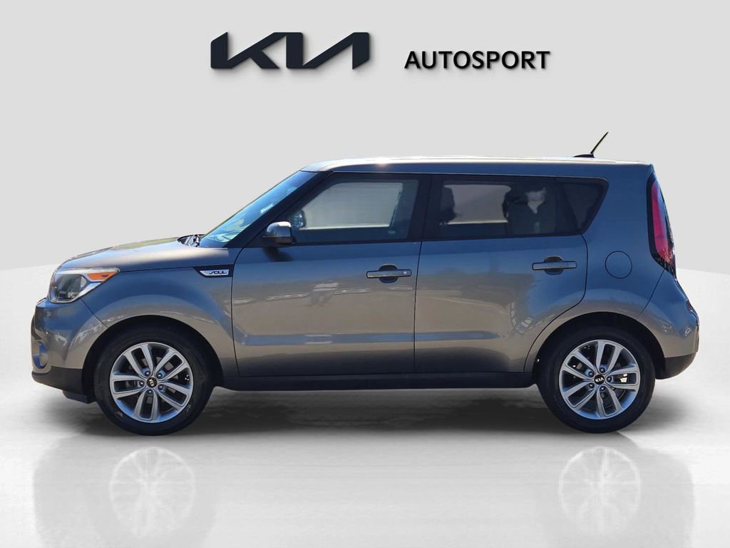 Used 2018 Kia Soul + image 14