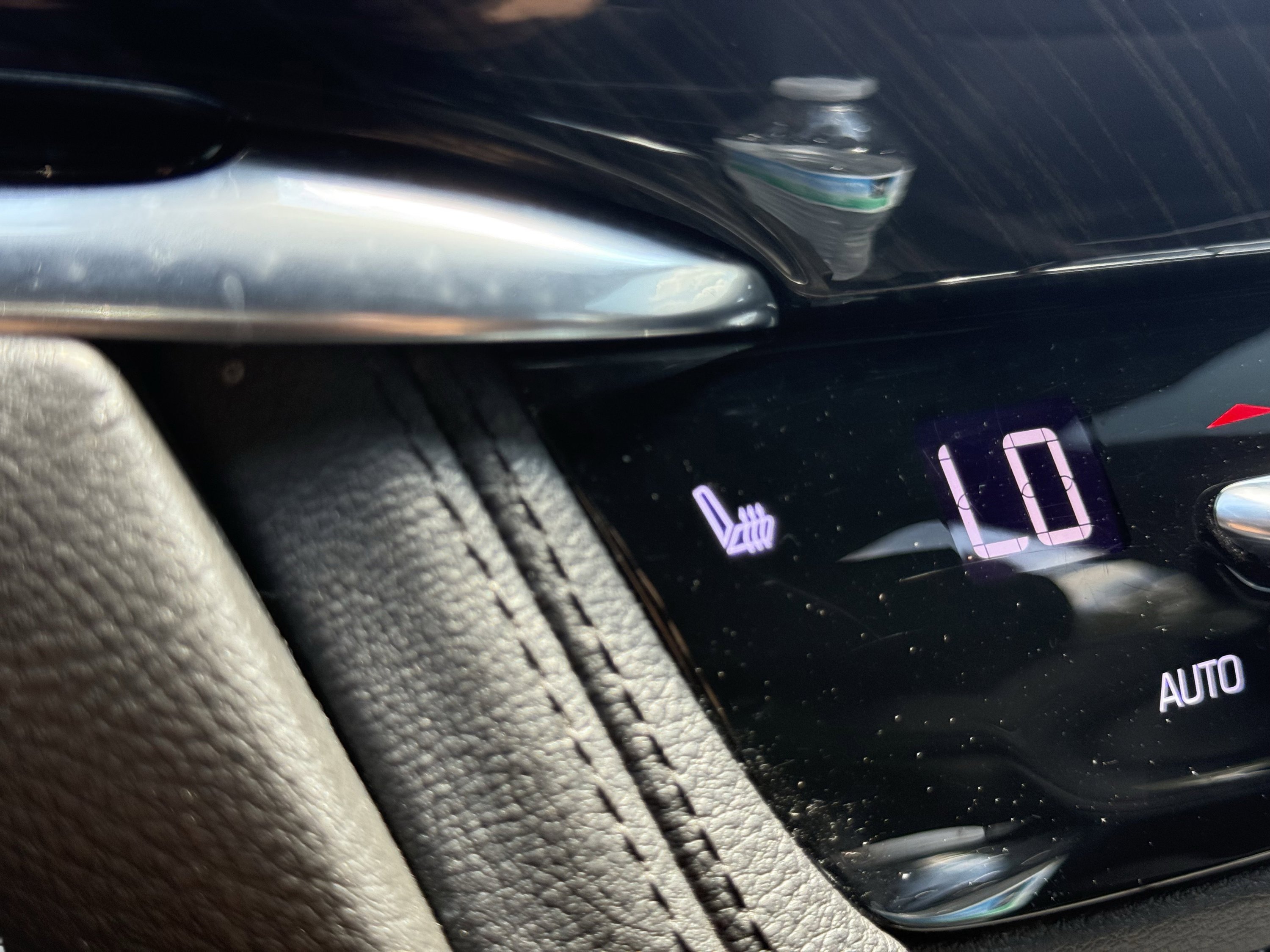 Used 2020 Cadillac XT6 Premium Luxury image 96