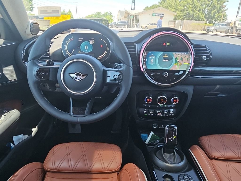 Used 2023 MINI Cooper Clubman S FWD image 2