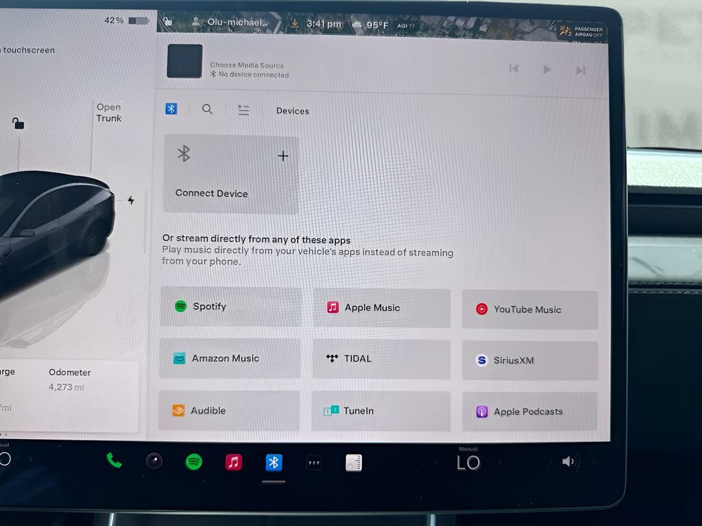 Used 2026 Tesla Model Y 2WD image 19
